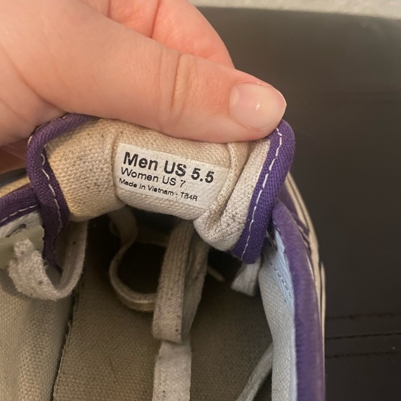 Purple Vans - Picture 5 of 6